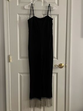 Forever 21 Black Sleeveless Top with V-Neck